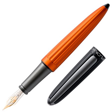 Diplomat Aero Black/Orange 14K Gold Nib - Fountain [B]